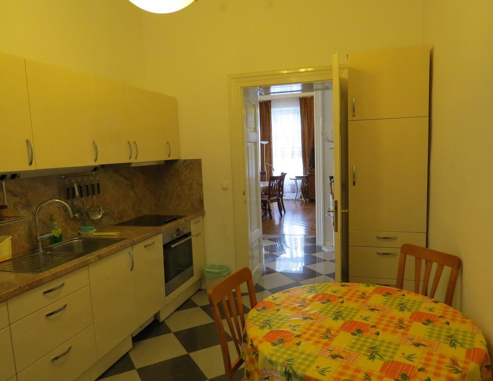Apartment Kamelija Opatija Zimmer foto